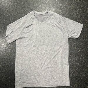 Lululemon Metal Vent Tech Tshirt in Grey
